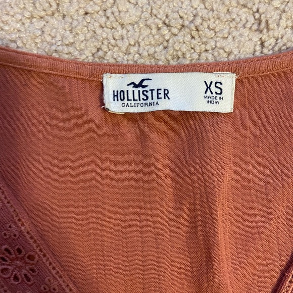 Simple light top - Picture 4 of 5